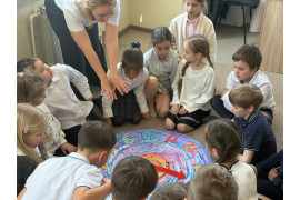 Космическое Путешествие: Игры и Открытия в День Космонавтики!