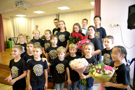 8 лет ансамблю "Музыкальная шкатулка"!  Праздничный концерт!