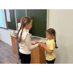 Будущие первоклассники в гостях у четвероклассников! Будущие первоклассники в гостях у четвероклассников!